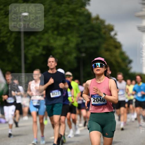 29.06.2025 - hella hamburg halbmarathon Dr. Thomas Lammeyer http://msf.ph/oto/8355438 29.06.2025 10:18:51 Kennedybrücke 1296, 1379, 1575, 1728, 1745, 2046, 2281, 2690, 3454, 3507, 3509, 3691, 4495, 4641, 5608, 5800, 5981, 6181, 6317, 6710, 6724, 7195, 7439, 7446, 7447, 7881, 8239, 8256, 8275, 8522, 8563, 8755, 8854, 8892, 9709, 9975, 10589, 10717, 10858, 11271 meine-sportfotos.de