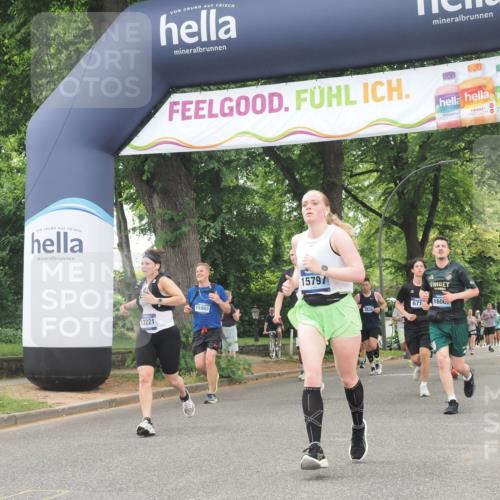 29.06.2025 - hella hamburg halbmarathon KatJ http://msf.ph/oto/8355456 29.06.2025 10:51:45 Zwischen KM18-KM19 1842, 6174, 6714 meine-sportfotos.de