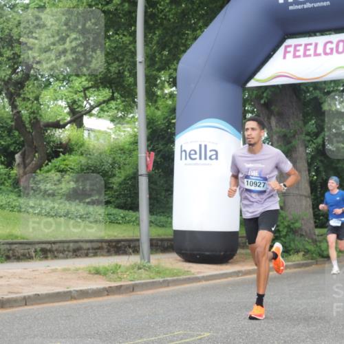 29.06.2025 - hella hamburg halbmarathon KatJ http://msf.ph/oto/8355617 29.06.2025 10:21:49 Zwischen KM18-KM19 1407, 2746, 3935, 4463, 8062 meine-sportfotos.de