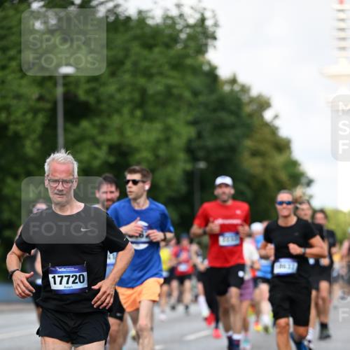 29.06.2025 - hella hamburg halbmarathon Dr. Thomas Lammeyer http://msf.ph/oto/8355625 29.06.2025 09:56:21 Kennedybrücke 1070, 1139, 1220, 1415, 1468, 1512, 1613, 1782, 2233, 3098, 3109, 3124, 3928, 4080, 4497, 4691, 4981, 5476, 5477, 7067, 7191, 7325, 7432, 7451, 7599, 7843, 7865, 7961, 8467, 8664, 9081, 9540, 10000, 10099, 10251, 10741, 10750, 10796, 11346 meine-sportfotos.de