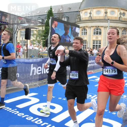 29.06.2025 - hella hamburg halbmarathon Michael Strokosch http://msf.ph/oto/8355727 29.06.2025 10:54:03 Ziel 1151, 1815, 2432, 3096, 6356, 6374, 6481, 7918, 7973, 8394, 9032, 11499, 11789, 12379, 13032, 13869, 14175, 16477, 17348, 18308, 18879 meine-sportfotos.de
