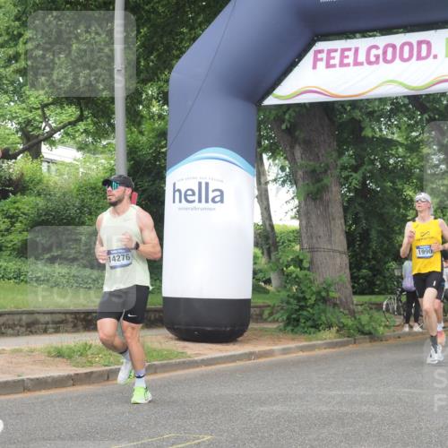 29.06.2025 - hella hamburg halbmarathon KatJ http://msf.ph/oto/8356084 29.06.2025 10:21:54 Zwischen KM18-KM19 1407, 1707, 1990, 4463, 4679 meine-sportfotos.de