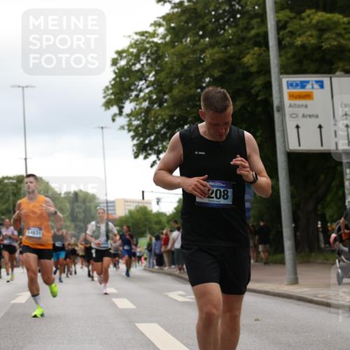 29.06.2025 - hella hamburg halbmarathon Yannick Fuchs http://msf.ph/oto/8356133 29.06.2025 10:53:02 20KM 1285, 1642, 1946, 1951, 2006, 2027, 2348, 2584, 2677, 2855, 2957, 2978, 3181, 3983, 4088, 4592, 5084, 5347, 5633, 6202, 6208, 6636, 6997, 7031, 7223, 7476, 8290, 8929, 9655, 10036, 10759, 10915, 10943, 12633, 13407, 13583, 14375, 14631, 14914, 15232, 15240, 15263, 15284, 15824, 16160, 16341, 16563, 16910, 17017, 17346, 17630, 17810, 17852, 18112, 18153, 18232, 18266, 18327, 18730, 18954 meine-sportfotos.de