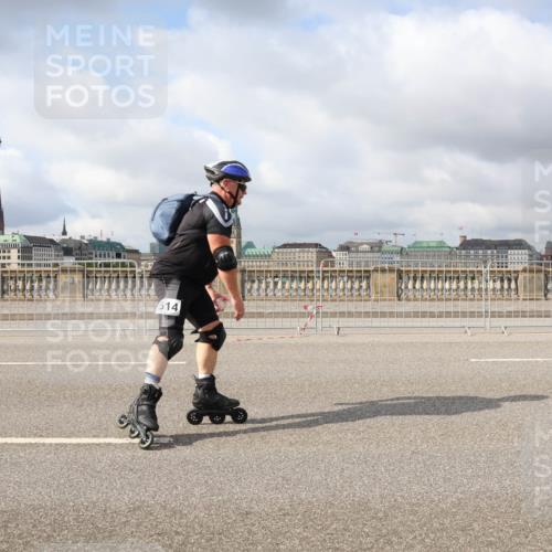 29.06.2025 - hella hamburg halbmarathon Lena Gebhardt http://msf.ph/oto/8356245 29.06.2025 09:09:31 Lombardsbrücke 514 meine-sportfotos.de