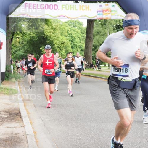 29.06.2025 - hella hamburg halbmarathon MichiJ http://msf.ph/oto/8356257 29.06.2025 10:41:59 Zwischen KM18-KM19 1143, 2448, 4231, 4897, 6355, 6356, 8223, 13267, 14660, 14834, 15389, 15818, 16625, 17133, 18031, 19000 meine-sportfotos.de