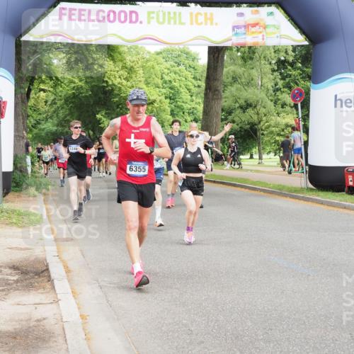 29.06.2025 - hella hamburg halbmarathon MichiJ http://msf.ph/oto/8356309 29.06.2025 10:42:00 Zwischen KM18-KM19 1143, 2448, 4231, 4897, 6355, 6356, 8223, 10368, 10376, 14660, 14834, 15389, 15818, 17133, 18031, 18181, 19000 meine-sportfotos.de