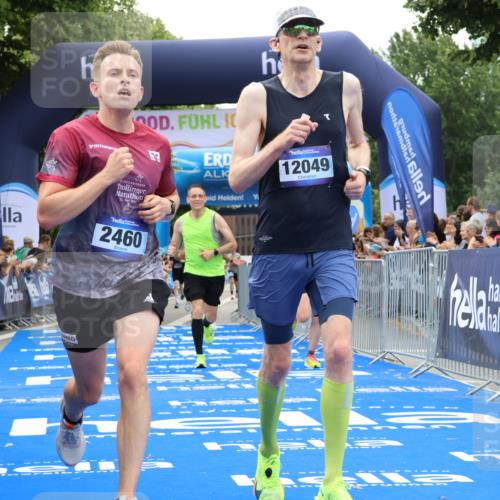 29.06.2025 - hella hamburg halbmarathon Strokosch-Dieckow http://msf.ph/oto/8356313 29.06.2025 10:30:35 Ziel 2460, 2851, 3845, 7231, 7481, 8318, 11413, 12049, 15253, 16713, 17322, 18235 meine-sportfotos.de