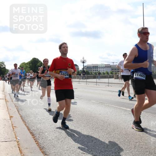 29.06.2025 - hella hamburg halbmarathon Lena Gebhardt http://msf.ph/oto/8356334 29.06.2025 10:01:24 Lombardsbrücke 0000, 31, 6924, 11465, 4370, 1130, 1329, 1387, 1420, 1653, 1722, 1724, 1726, 2006, 2091, 2167, 2354, 2363, 2490, 2591, 2936, 2957, 3039, 3199, 3425, 3625, 3663, 3740, 4068, 4238, 4249, 4319, 4322, 4370, 4649, 4663, 4708, 5547, 5570, 5675, 5870, 6087, 6147, 6281, 0000, 6302, 6487, 6531, 6591, 6835, 6921, 6924, 7287, 7658, 7757, 7759, 7761, 7846, 8030, 8045, 8046, 8191, 8326, 8392, 8578, 8691, 8822, 8926, 9932, 10188, 10281, 10301, 10383, 10576, 10915, 11043, 11465 meine-sportfotos.de