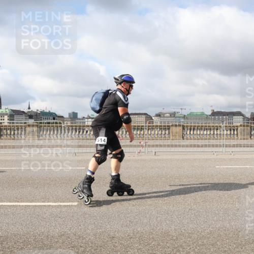 29.06.2025 - hella hamburg halbmarathon Lena Gebhardt http://msf.ph/oto/8356390 29.06.2025 09:09:31 Lombardsbrücke 514 meine-sportfotos.de