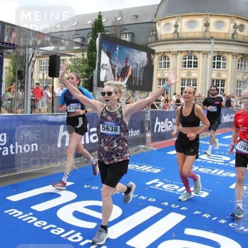 29.06.2025 - hella hamburg halbmarathon Michael Strokosch http://msf.ph/oto/8356452 29.06.2025 10:54:15 Ziel 3103, 3177, 3861, 3898, 5638, 6082, 6084, 6294, 6443, 6581, 7274, 8390, 9791, 12213, 13033, 13397, 13794, 15169, 15524, 16527, 16780, 16871 meine-sportfotos.de