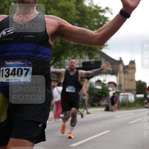 29.06.2025 - hella hamburg halbmarathon Yannick Fuchs http://msf.ph/oto/8356547 29.06.2025 10:53:03 20KM 1285, 1642, 1946, 1951, 2006, 2027, 2348, 2584, 2677, 2855, 2957, 2978, 3181, 3983, 4088, 4592, 5084, 5347, 5633, 6202, 6208, 6636, 6997, 7031, 7223, 7476, 8290, 8929, 9655, 10036, 10759, 10915, 10943, 12633, 13407, 13583, 14375, 14631, 14914, 15232, 15240, 15263, 15284, 15824, 16160, 16341, 16563, 16910, 17017, 17346, 17503, 17630, 17810, 17852, 18112, 18153, 18232, 18266, 18327, 18730, 18954 meine-sportfotos.de