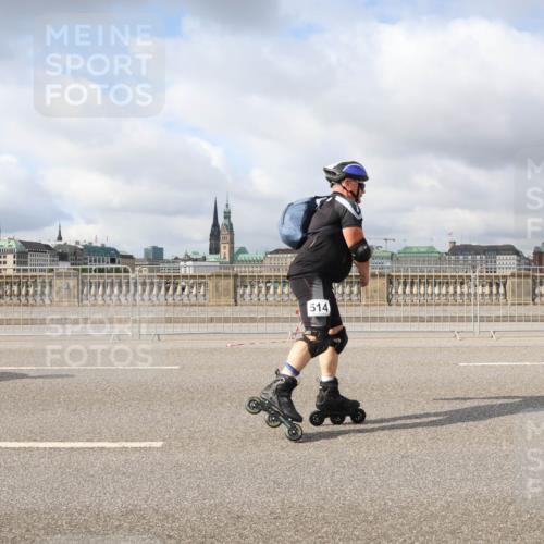 29.06.2025 - hella hamburg halbmarathon Lena Gebhardt http://msf.ph/oto/8356680 29.06.2025 09:09:31 Lombardsbrücke 514 meine-sportfotos.de