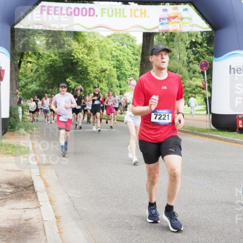 29.06.2025 - hella hamburg halbmarathon MichiJ http://msf.ph/oto/8356795 29.06.2025 10:42:04 Zwischen KM18-KM19 1193, 1506, 2448, 3652, 4231, 4897, 6355, 7221, 8223, 10368, 10376, 12483, 15389, 15818, 16879, 18031, 18181, 19000 meine-sportfotos.de