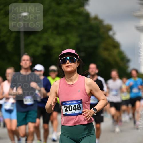 29.06.2025 - hella hamburg halbmarathon Dr. Thomas Lammeyer http://msf.ph/oto/8356854 29.06.2025 10:18:52 Kennedybrücke 1296, 1379, 1575, 1728, 1745, 2046, 2281, 2690, 3454, 3507, 3509, 3691, 4495, 4641, 5608, 5800, 5981, 6181, 6317, 6710, 6724, 7195, 7439, 7446, 7447, 7881, 8239, 8256, 8275, 8522, 8563, 8755, 8854, 8892, 9709, 9911, 9975, 10589, 10717, 10858, 11271 meine-sportfotos.de