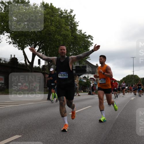 29.06.2025 - hella hamburg halbmarathon Yannick Fuchs http://msf.ph/oto/8356865 29.06.2025 10:53:04 20KM 1285, 1642, 1946, 1951, 2006, 2027, 2348, 2584, 2677, 2855, 2957, 2978, 3181, 3983, 4088, 4592, 5084, 5347, 5633, 6202, 6208, 6636, 6997, 7031, 7223, 7476, 8290, 8929, 9655, 10036, 10759, 10943, 11938, 12633, 13407, 13583, 14375, 14631, 14902, 14914, 15232, 15240, 15263, 15284, 15824, 16160, 16341, 16563, 16910, 17017, 17346, 17503, 17630, 18112, 18153, 18232, 18266, 18327, 18730, 18954, 19015, 19160 meine-sportfotos.de