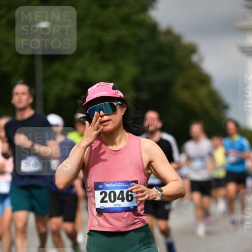 29.06.2025 - hella hamburg halbmarathon Dr. Thomas Lammeyer http://msf.ph/oto/8356876 29.06.2025 10:18:52 Kennedybrücke 1296, 1379, 1575, 1728, 1745, 2046, 2281, 2690, 3454, 3507, 3509, 3691, 4495, 4641, 5608, 5800, 5981, 6181, 6317, 6710, 6724, 7195, 7439, 7446, 7447, 7881, 8239, 8256, 8275, 8522, 8563, 8755, 8854, 8892, 9709, 9911, 9975, 10589, 10717, 10858, 11271 meine-sportfotos.de