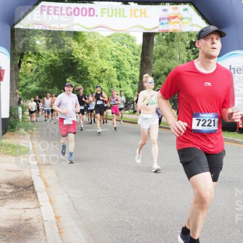 29.06.2025 - hella hamburg halbmarathon MichiJ http://msf.ph/oto/8356882 29.06.2025 10:42:04 Zwischen KM18-KM19 1193, 1506, 2448, 3652, 4231, 4897, 6355, 7221, 8223, 10368, 10376, 12483, 15389, 15818, 16879, 18031, 18181, 19000 meine-sportfotos.de