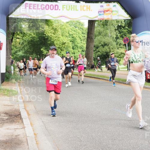 29.06.2025 - hella hamburg halbmarathon MichiJ http://msf.ph/oto/8356982 29.06.2025 10:42:05 Zwischen KM18-KM19 1193, 1506, 2252, 3652, 4231, 4897, 6355, 7221, 8223, 10368, 10376, 12483, 15389, 15818, 16879, 18031, 18181, 19000 meine-sportfotos.de