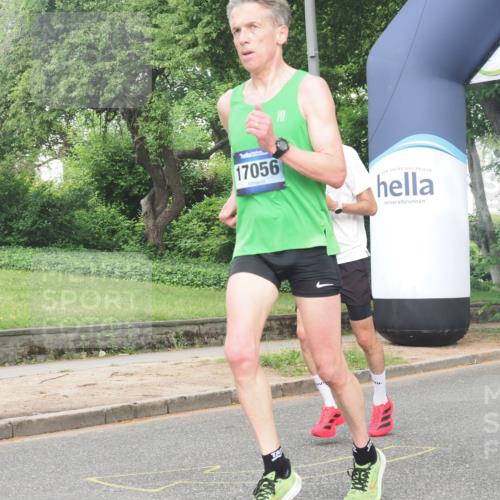29.06.2025 - hella hamburg halbmarathon KatJ http://msf.ph/oto/8357132 29.06.2025 10:22:04 Zwischen KM18-KM19  meine-sportfotos.de