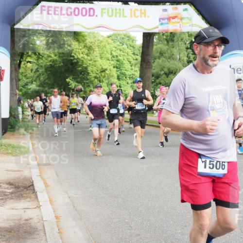 29.06.2025 - hella hamburg halbmarathon MichiJ http://msf.ph/oto/8357187 29.06.2025 10:42:07 Zwischen KM18-KM19 1193, 1506, 2252, 3652, 4231, 6355, 6433, 7221, 10368, 10376, 11499, 12483, 15484, 15854, 16879, 18181 meine-sportfotos.de
