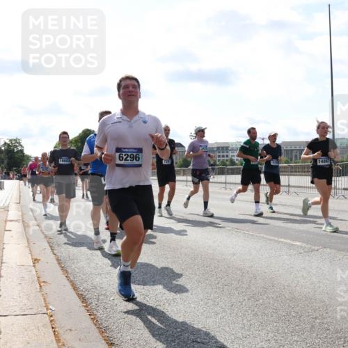 29.06.2025 - hella hamburg halbmarathon Lena Gebhardt http://msf.ph/oto/8357234 29.06.2025 10:01:27 Lombardsbrücke 16602, 0000, 7287, 3425, 14867, 1130, 1329, 1387, 1420, 1464, 1653, 1722, 1724, 1726, 1729, 1940, 2006, 2091, 2167, 2354, 2363, 2490, 2591, 2806, 2936, 2957, 3039, 3199, 3425, 3625, 3663, 4068, 4238, 4249, 4319, 4322, 4370, 4649, 4663, 5547, 5570, 5675, 6087, 6281, 0000, 6302, 6487, 6531, 6591, 6835, 6921, 6924, 7287, 7658, 7846, 8030, 8045, 8046, 8191, 8392, 8578, 8691, 8822, 8926, 9932, 10188, 10281, 10301, 10383, 10576, 10915, 11043, 11465 meine-sportfotos.de