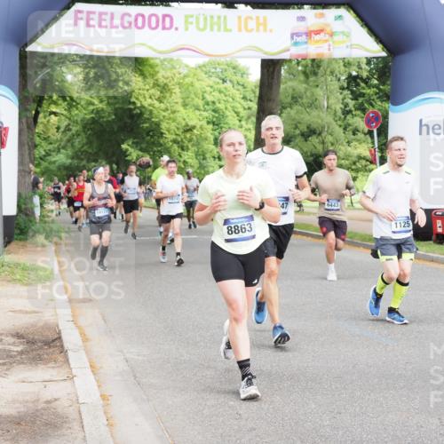 29.06.2025 - hella hamburg halbmarathon MichiJ http://msf.ph/oto/8357958 29.06.2025 10:42:16 Zwischen KM18-KM19 1125, 2474, 2612, 3177, 3861, 5021, 6082, 6084, 6443, 6569, 8863, 9562, 11309, 11568, 13470, 14818, 14845, 15184, 16009, 16327, 16521, 16527, 18759, 19047 meine-sportfotos.de
