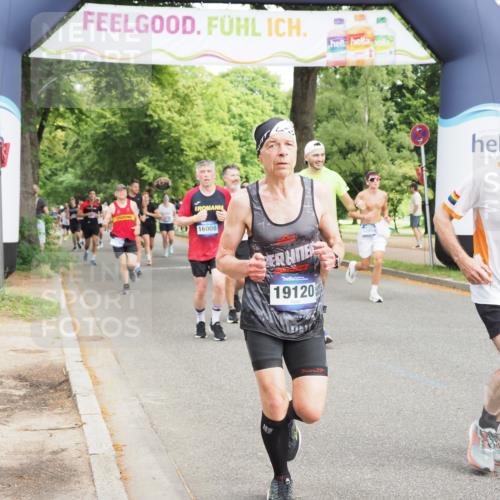 29.06.2025 - hella hamburg halbmarathon MichiJ http://msf.ph/oto/8358147 29.06.2025 10:42:19 Zwischen KM18-KM19 1125, 2474, 2612, 3037, 3794, 5672, 6443, 8863, 9562, 11309, 11568, 12858, 14845, 16008, 16009, 16327, 18741, 18759, 19047, 19120 meine-sportfotos.de
