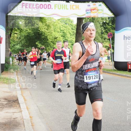 29.06.2025 - hella hamburg halbmarathon MichiJ http://msf.ph/oto/8358177 29.06.2025 10:42:19 Zwischen KM18-KM19 1125, 2474, 2612, 3037, 3794, 5672, 6443, 8863, 9562, 11309, 11568, 12858, 14845, 16008, 16009, 16327, 18741, 18759, 19047, 19120 meine-sportfotos.de