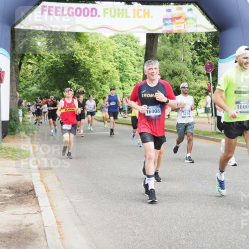 29.06.2025 - hella hamburg halbmarathon MichiJ http://msf.ph/oto/8358244 29.06.2025 10:42:20 Zwischen KM18-KM19 1125, 2474, 2612, 3037, 3794, 5672, 6443, 8863, 9562, 11309, 11568, 11638, 12858, 16008, 16009, 18741, 18759, 19047, 19120 meine-sportfotos.de
