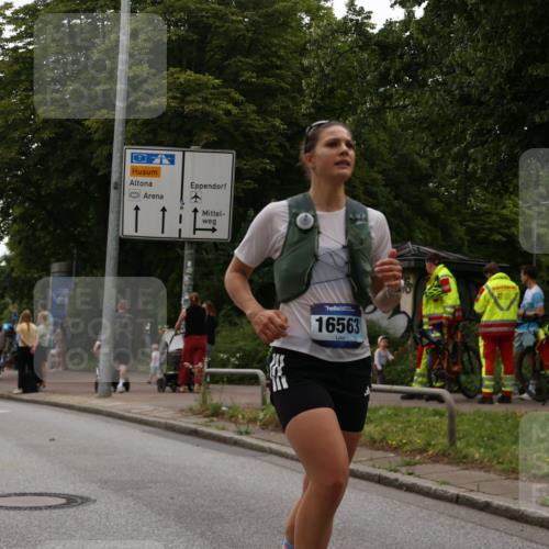 29.06.2025 - hella hamburg halbmarathon Yannick Fuchs http://msf.ph/oto/8358275 29.06.2025 10:53:07 20KM 1285, 1642, 2006, 2348, 2584, 2677, 2855, 2957, 2978, 3181, 3279, 3983, 4088, 4592, 5347, 5633, 5885, 6087, 6202, 6208, 6220, 6438, 6636, 6997, 7031, 7223, 7476, 8290, 8929, 9655, 10036, 10759, 10943, 11935, 11938, 12206, 12564, 12633, 13407, 13583, 14375, 14567, 14631, 14732, 14902, 14914, 14965, 15232, 15240, 15263, 15284, 15824, 16160, 16341, 16563, 16910, 16980, 17017, 17346, 17503, 17630, 18112, 18153, 18232, 18266, 18327, 18467, 18954, 19015, 19160 meine-sportfotos.de