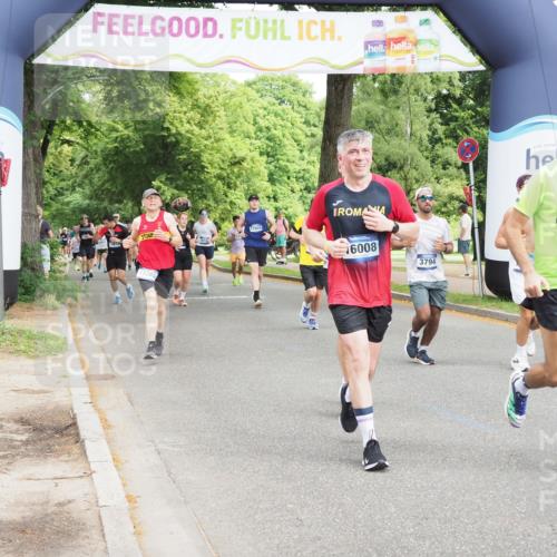 29.06.2025 - hella hamburg halbmarathon MichiJ http://msf.ph/oto/8358287 29.06.2025 10:42:20 Zwischen KM18-KM19 1125, 2474, 2612, 3037, 3794, 5672, 6443, 8863, 9562, 11309, 11568, 11638, 12858, 16008, 16009, 18741, 18759, 19047, 19120 meine-sportfotos.de