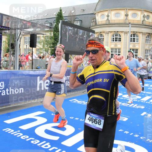 29.06.2025 - hella hamburg halbmarathon Michael Strokosch http://msf.ph/oto/8358301 29.06.2025 10:54:35 Ziel 2474, 3794, 4868, 5259, 7129, 8798, 10040, 10368, 10376, 11797, 11799, 12607, 15146 meine-sportfotos.de