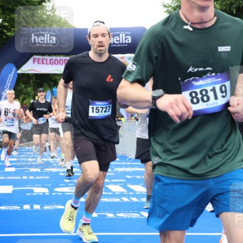 29.06.2025 - hella hamburg halbmarathon Strokosch-Dieckow http://msf.ph/oto/8358306 29.06.2025 10:51:46 Ziel 2396, 2818, 2823, 2880, 4297, 6286, 7224, 8710, 8819, 8856, 9793, 9959, 12224, 13799, 14458, 15427, 15496, 15727, 15831, 15899, 16907, 17682, 17815, 17962, 19053, 19137 meine-sportfotos.de