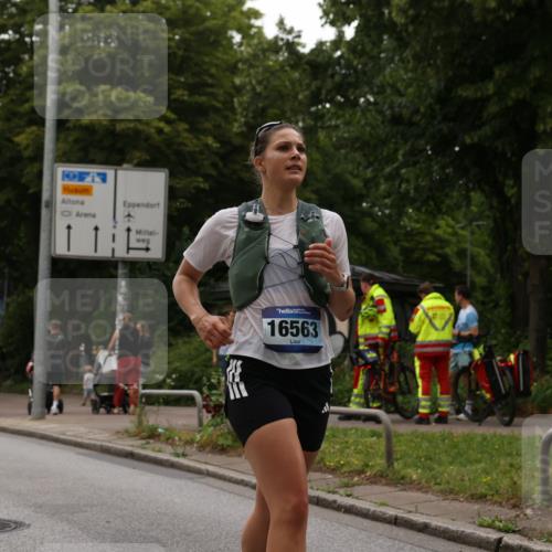 29.06.2025 - hella hamburg halbmarathon Yannick Fuchs http://msf.ph/oto/8358313 29.06.2025 10:53:07 20KM 1285, 1642, 2006, 2348, 2584, 2677, 2855, 2957, 2978, 3181, 3279, 3983, 4088, 4592, 5347, 5633, 5885, 6087, 6202, 6208, 6220, 6438, 6636, 6997, 7031, 7223, 7476, 8290, 8929, 9655, 10036, 10759, 10943, 11935, 11938, 12206, 12564, 12633, 13407, 13583, 14375, 14567, 14631, 14732, 14902, 14914, 14965, 15232, 15240, 15263, 15284, 15824, 16160, 16341, 16563, 16910, 16980, 17017, 17346, 17503, 17630, 18112, 18153, 18232, 18266, 18327, 18467, 18954, 19015, 19160 meine-sportfotos.de
