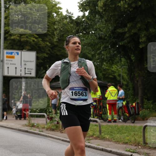 29.06.2025 - hella hamburg halbmarathon Yannick Fuchs http://msf.ph/oto/8358346 29.06.2025 10:53:07 20KM 1285, 1642, 2006, 2348, 2584, 2677, 2855, 2957, 2978, 3181, 3279, 3983, 4088, 4592, 5347, 5633, 5885, 6087, 6202, 6208, 6220, 6438, 6636, 6997, 7031, 7223, 7476, 8290, 8929, 9655, 10036, 10759, 10943, 11935, 11938, 12206, 12564, 12633, 13407, 13583, 14375, 14567, 14631, 14732, 14902, 14914, 14965, 15232, 15240, 15263, 15284, 15824, 16160, 16341, 16563, 16910, 16980, 17017, 17346, 17503, 17630, 18112, 18153, 18232, 18266, 18327, 18467, 18954, 19015, 19160 meine-sportfotos.de