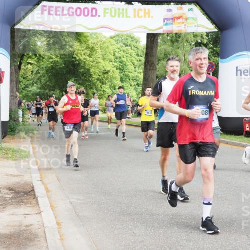 29.06.2025 - hella hamburg halbmarathon MichiJ http://msf.ph/oto/8358372 29.06.2025 10:42:21 Zwischen KM18-KM19 1125, 2474, 3037, 3794, 5672, 6443, 9562, 11309, 11638, 12858, 16008, 16009, 17603, 18741, 18759, 19047, 19120 meine-sportfotos.de