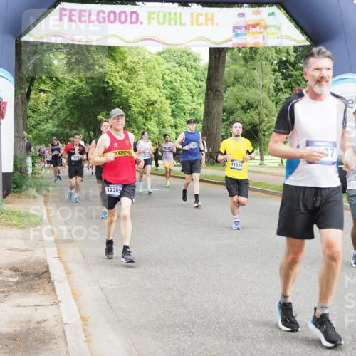 29.06.2025 - hella hamburg halbmarathon MichiJ http://msf.ph/oto/8358457 29.06.2025 10:42:21 Zwischen KM18-KM19 1125, 2474, 3037, 3794, 5672, 6443, 9562, 11309, 11638, 12858, 16008, 16009, 17603, 18741, 18759, 19047, 19120 meine-sportfotos.de