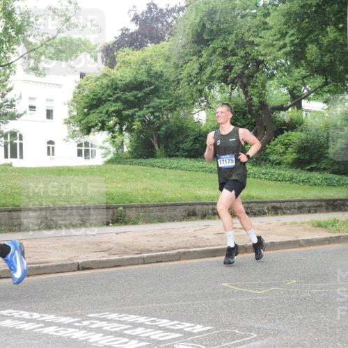 29.06.2025 - hella hamburg halbmarathon KatJ http://msf.ph/oto/8358458 29.06.2025 10:22:12 Zwischen KM18-KM19 4749, 7723 meine-sportfotos.de