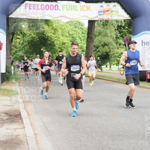 29.06.2025 - hella hamburg halbmarathon MichiJ http://msf.ph/oto/8358731 29.06.2025 10:42:24 Zwischen KM18-KM19 1877, 2474, 3037, 3794, 5672, 6891, 11638, 12523, 12858, 16008, 16009, 16108, 17603, 18741, 19120 meine-sportfotos.de