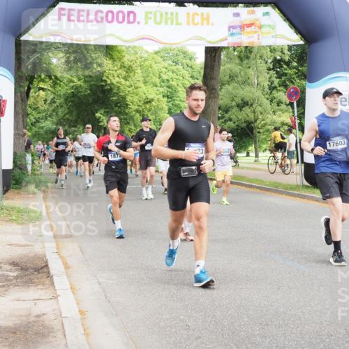 29.06.2025 - hella hamburg halbmarathon MichiJ http://msf.ph/oto/8358772 29.06.2025 10:42:24 Zwischen KM18-KM19 1877, 2474, 3037, 3794, 5672, 6891, 11638, 12523, 12858, 16008, 16009, 16108, 17603, 18741, 19120 meine-sportfotos.de