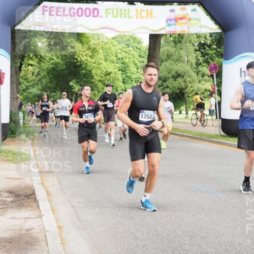29.06.2025 - hella hamburg halbmarathon MichiJ http://msf.ph/oto/8358792 29.06.2025 10:42:24 Zwischen KM18-KM19 1877, 2474, 3037, 3794, 5672, 6891, 11638, 12523, 12858, 16008, 16009, 16108, 17603, 18741, 19120 meine-sportfotos.de