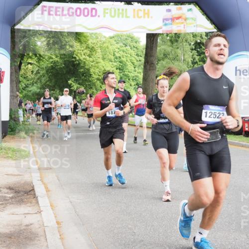 29.06.2025 - hella hamburg halbmarathon MichiJ http://msf.ph/oto/8358886 29.06.2025 10:42:25 Zwischen KM18-KM19 1877, 3037, 3794, 5672, 6891, 11638, 12523, 12858, 16008, 16108, 16176, 17603, 18741, 19120 meine-sportfotos.de