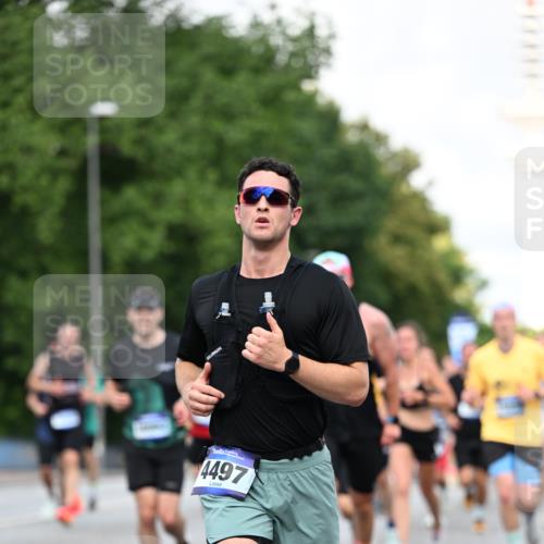 29.06.2025 - hella hamburg halbmarathon Dr. Thomas Lammeyer http://msf.ph/oto/8358944 29.06.2025 09:56:30 Kennedybrücke 1012, 1070, 1415, 1468, 1613, 1735, 1782, 2048, 2189, 2233, 2590, 2970, 3021, 3098, 3109, 3124, 3304, 3907, 3917, 3928, 4080, 4277, 4497, 4691, 4933, 4981, 5476, 5477, 5682, 6152, 6716, 7005, 7067, 7093, 7191, 7325, 7451, 7599, 7843, 7865, 8145, 8467, 8664, 8694, 8722, 9081, 9213, 9232, 9374, 9538, 9540, 10000, 10099, 10208, 10313, 10750, 10796, 10969, 11153, 11291, 11346 meine-sportfotos.de
