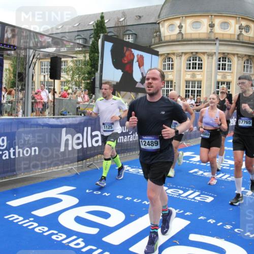 29.06.2025 - hella hamburg halbmarathon Michael Strokosch http://msf.ph/oto/8359253 29.06.2025 10:54:45 Ziel 1125, 1496, 2561, 3310, 6587, 7478, 8449, 9012, 9227, 12186, 12489, 13147, 14239, 15389, 15408, 15584, 17231, 17765, 19000 meine-sportfotos.de