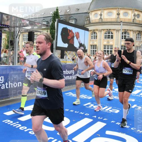 29.06.2025 - hella hamburg halbmarathon Michael Strokosch http://msf.ph/oto/8359282 29.06.2025 10:54:46 Ziel 1125, 1496, 2029, 2561, 3310, 6587, 7478, 8449, 9227, 10044, 12186, 12489, 13147, 14239, 15389, 15408, 15584, 17231, 17765, 19000 meine-sportfotos.de