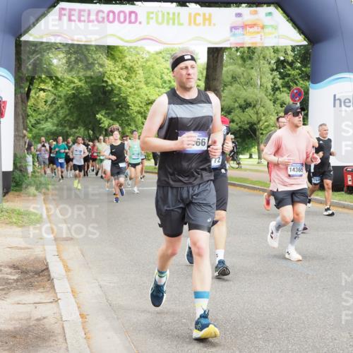29.06.2025 - hella hamburg halbmarathon MichiJ http://msf.ph/oto/8359423 29.06.2025 10:42:30 Zwischen KM18-KM19 1834, 1877, 4616, 4772, 6891, 7594, 7976, 12523, 12544, 13666, 14365, 15884, 16108, 16176, 16334, 17740, 17940, 18495 meine-sportfotos.de