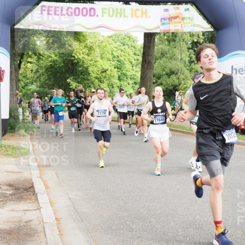 29.06.2025 - hella hamburg halbmarathon MichiJ http://msf.ph/oto/8359588 29.06.2025 10:42:33 Zwischen KM18-KM19 1834, 2029, 4616, 4772, 7594, 7976, 12544, 13666, 14365, 15884, 16176, 16334, 17640, 17642, 17740, 17940, 18495 meine-sportfotos.de