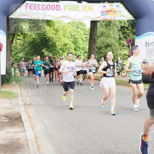 29.06.2025 - hella hamburg halbmarathon MichiJ http://msf.ph/oto/8359646 29.06.2025 10:42:34 Zwischen KM18-KM19 1179, 1834, 2029, 4616, 4772, 7594, 7646, 7976, 12544, 13666, 14365, 15884, 16334, 17640, 17642, 17740, 17940, 18340, 18495, 18835 meine-sportfotos.de