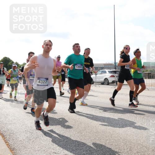 29.06.2025 - hella hamburg halbmarathon Lena Gebhardt http://msf.ph/oto/8359659 29.06.2025 10:01:36 Lombardsbrücke 3199, 19160, 110, 4322, 13551, 6281, 174, 83, 1130, 1184, 1329, 1387, 1420, 1464, 1653, 1722, 1724, 1729, 1881, 1940, 2006, 2091, 2167, 2354, 2363, 2591, 2806, 2936, 2957, 3039, 3199, 3425, 3663, 4068, 4249, 4319, 4322, 4328, 4370, 4649, 4663, 5547, 5570, 5602, 5603, 5675, 6087, 6281, 0000, 6302, 6438, 6591, 6835, 6921, 6924, 7287, 7846, 8030, 8045, 8046, 8191, 8392, 8578, 8691, 8822, 8926, 9230, 10281, 10301, 10383, 10576, 10882, 10915, 11043, 11465 meine-sportfotos.de