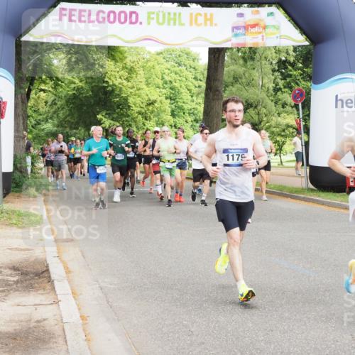 29.06.2025 - hella hamburg halbmarathon MichiJ http://msf.ph/oto/8359751 29.06.2025 10:42:35 Zwischen KM18-KM19 1179, 2029, 4616, 4772, 7594, 7646, 7742, 11143, 11799, 12544, 13666, 14365, 14881, 15884, 17640, 17642, 17740, 17940, 18340, 18495, 18746, 18835 meine-sportfotos.de
